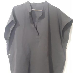 FIGS Charcoal Rafaela Scrub Top (Medium)